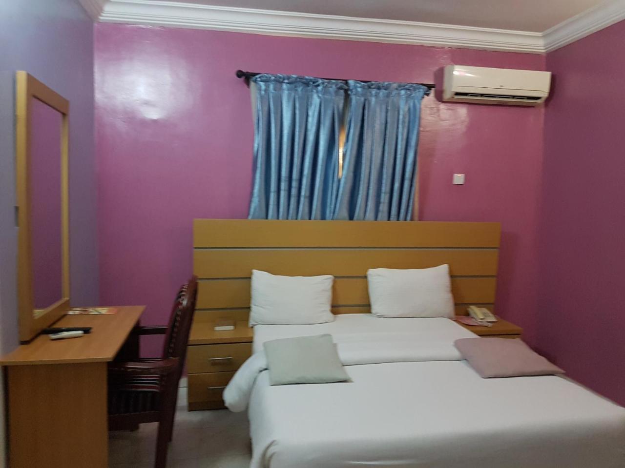 Chamcce Hotel Ajao لاغوس المظهر الخارجي الصورة