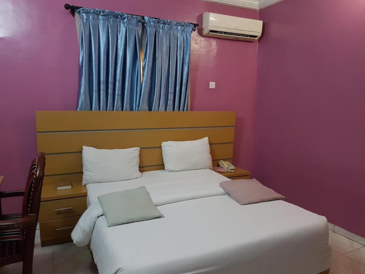 Chamcce Hotel Ajao لاغوس المظهر الخارجي الصورة