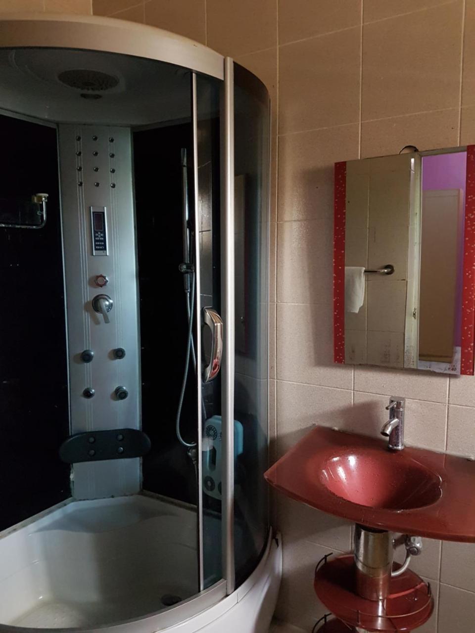 Chamcce Hotel Ajao لاغوس المظهر الخارجي الصورة