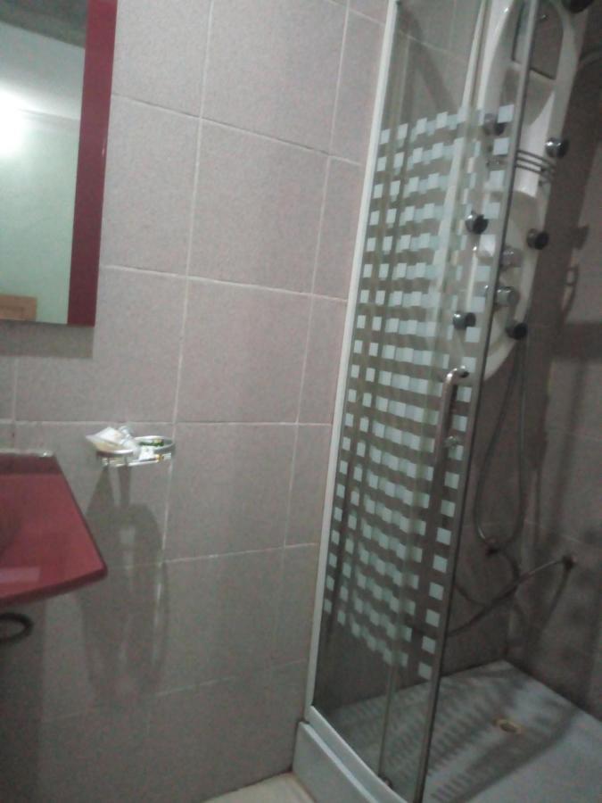 Chamcce Hotel Ajao لاغوس المظهر الخارجي الصورة